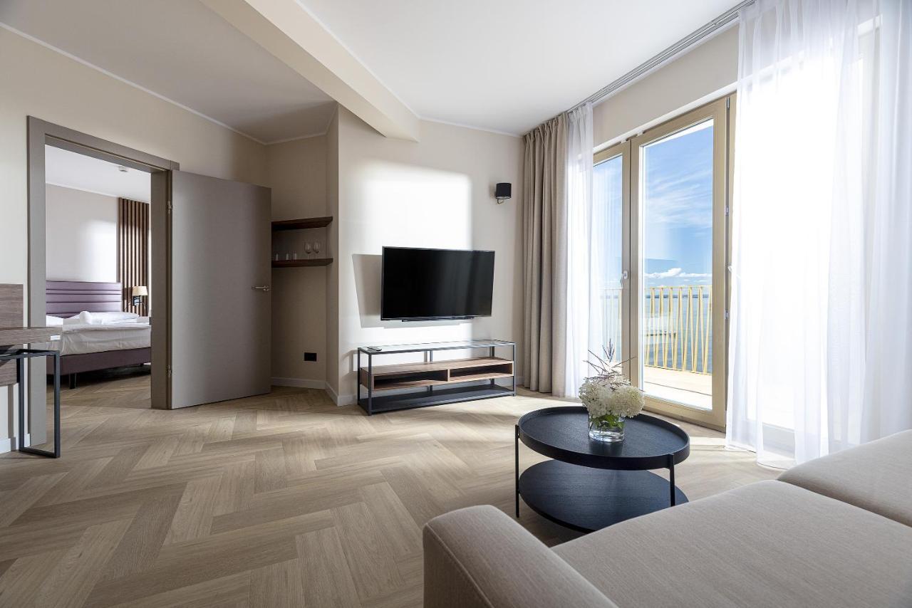 Hotel Meridian Chałupy Dış mekan fotoğraf